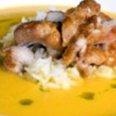 Recept: Soep van worteltjes met rijst, gebakken kipfilet 
