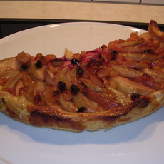 Recept: Appel-krenten-aardbei taart Recept: Appel-krenten-aardbei taart