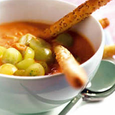 Recept: Appel-rozijnencompote met vanille-kaneelroom