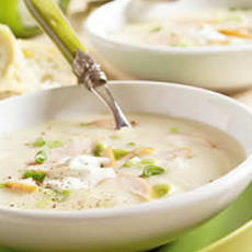 Recept: Aspergesoep met kip en bosui