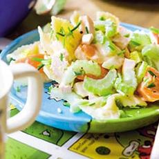 Recept: Pastasalade met gerookte kip