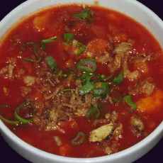 Recept: Pittige tomatensoep met omeletreepjes