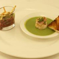 Recept: Tonijncarpaccio met kappertjesdressing Recept: Tonijncarpaccio met kappertjesdressing