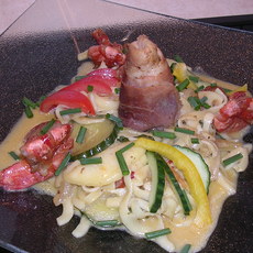 Recept: Zeetongrolletje in een manteltje met scampi's