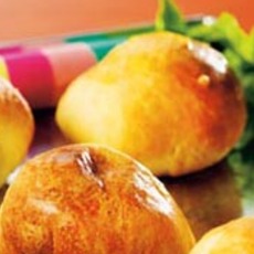 Recept: Zelfgebakken gehaktbroodjes met Provençaalse kruid Recept: Zelfgebakken gehaktbroodjes met Provençaalse kruid