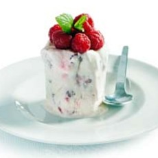Recept: Semifreddo van yoghurt met frambozen 