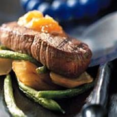 Recept: Struisvogelbraai met abrikozensaus Recept: Struisvogelbraai met abrikozensaus