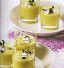 Recept: Amuse als avocadosoepje met ricotta 