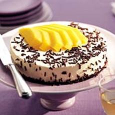 Recept: Taart van romige mousse en mango Recept: Taart van romige mousse en mango
