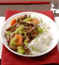 Recept: Teriyaki rundvleesreepjes met knapperige wortel en