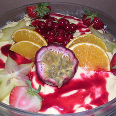 Recept: Vanille pudding met witte chocolade en fruit