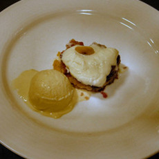 Recept: Vruchten crumble met amandelroom, gebruineerde ama