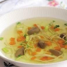 Recept: Joodse kippensoep Recept: Joodse kippensoep