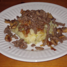 Recept: Spruitjesstamppot met herfstgarnituur
