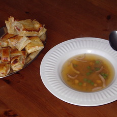 Recept: Vissoep gerookte vis met visbroodjes Recept: Vissoep gerookte vis met visbroodjes