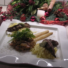 Recept: Lamshaasje met taglioline al tartufo en ... Recept: Lamshaasje met taglioline al tartufo en ...