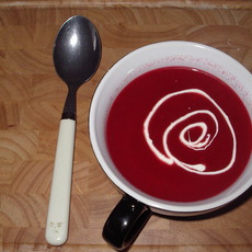 Recept: Rode bietensoep Recept: Rode bietensoep