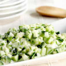 Recept: Lenteslaatje met komkommer en witte selder