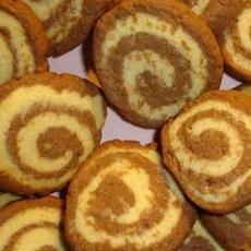 Recept: Turkse 2kleurige koekjes Recept: Turkse 2kleurige koekjes