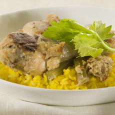 Recept: Drumsticks met bleekselderij en gele rijst Recept: Drumsticks met bleekselderij en gele rijst