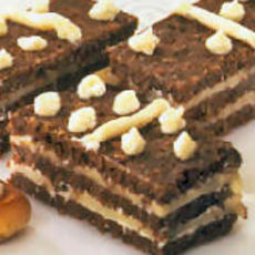 Recept: kaasdomino's (pain domino of pompernikkel Recept: kaasdomino's (pain domino of pompernikkel