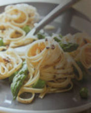 Recept: Tagliolini met groene asperges