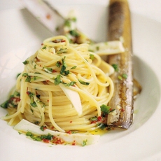 Recept: Spaghetti met scheermesschelpen, ( zie opm)