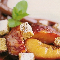 Recept: In rode wijn gepocheerde pruimen zie opm Recept: In rode wijn gepocheerde pruimen zie opm