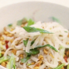 Recept: noedels met pinda's en koriander 