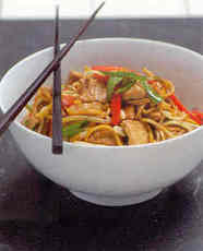Recept: Finettes met gebakken noedels en groenten