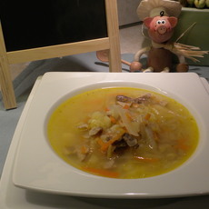 Recept: Soep : heldere bouillon met groenten en vlees