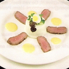 Recept: Lams-�rosbief� met een aspergebavarois (zieopm)