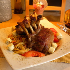 Recept: Lamskroon met pasta en pittige groenten  