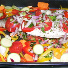 Recept: Gestoofde makreel met groenten en rijst