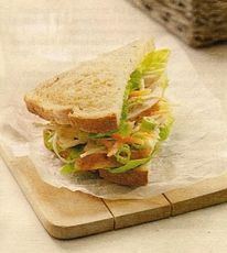 Recept: Sandwich met kip en koolsalade