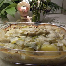 Recept: Ovenschotel met aardappelen, witloof en lente uitjes