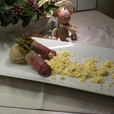 Recept: Groene asperges met Zwarte Woudham en bearnaisesaus                                                                                               