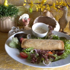 Recept: Loempia met vis op een bedje van salade