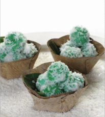 Recept: Klepon (rijstebloemballetjes gevuld met palmsuiker)