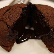 Recept: Warme gevulde chocoladecakejes