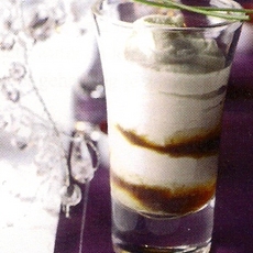 Recept: Geitenkaasmousse met gelei van appelstroop en balsamico