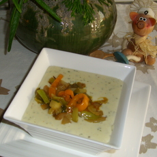 Recept: Saus : verse basilicum-melksausje met kaas
