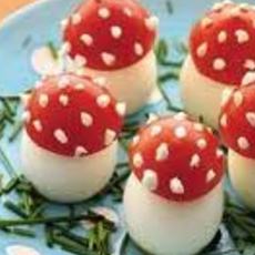 Recept: Paddenstoelen van ei en tomaat