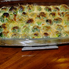 Recept: Gegratineerde spruitjes in kaassaus
