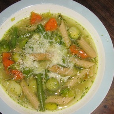 Recept: Italiaanse maaltijdsoep met pesto Recept: Italiaanse maaltijdsoep met pesto