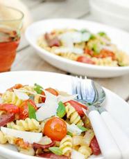 Recept: Pastasalade met geroosterde groenten
