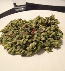 Recept: Penne met spinazie en paddenstoelen Recept: Penne met spinazie en paddenstoelen